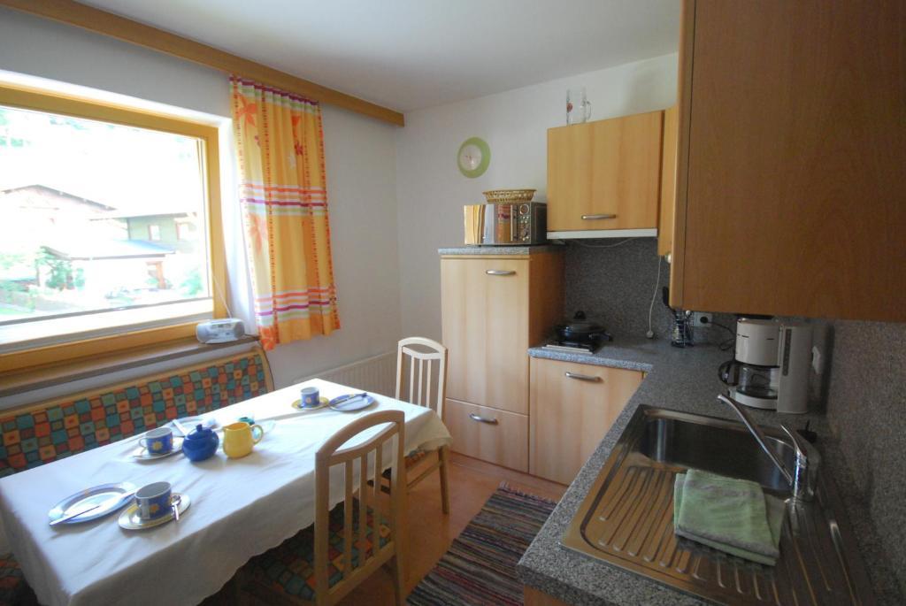 Wagnerhaeusl Apartman Bramberg am Wildkogel Szoba fotó